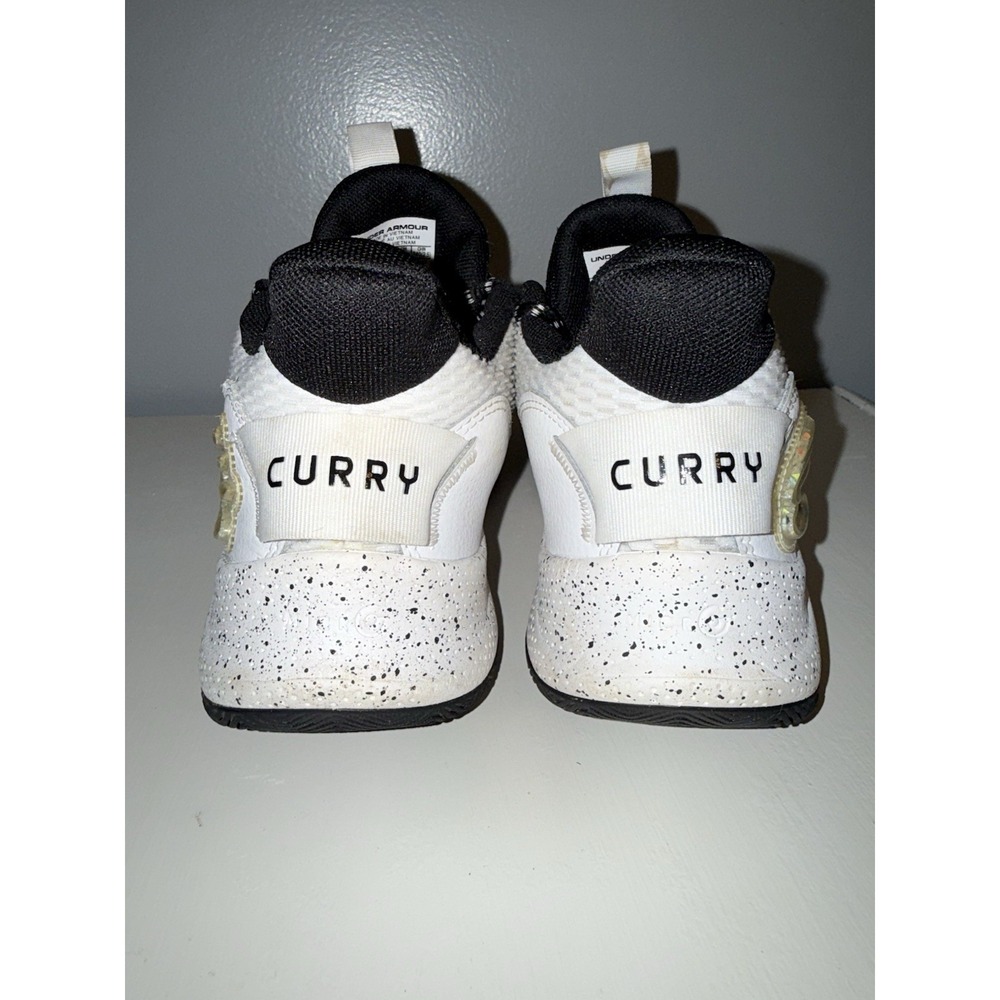 Under‎ Armour Curry 3Z7 (GS) Size 6Y White Black Basketball Shoes 3026623-100